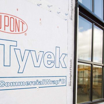 DuPont Tyvek CommercialWrap D - 10' x 125' - Pallet of 48